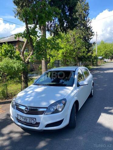 Opel Astra 2009, 200,477 km - 1.4 л - Zaqatala