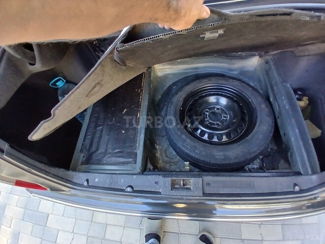 Mercedes E 220 d 1999, 380,123 km - 2.2 l - Masallı