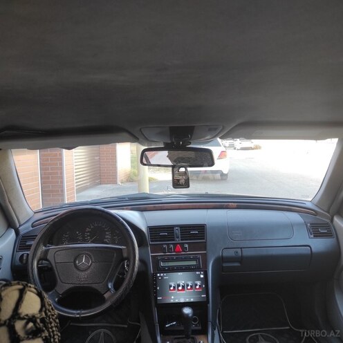 Mercedes C 220 d 2000, 485,000 km - 2.2 l - Bakı
