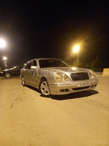 Mercedes E 240 1998, 280,000 km - 2.4 l - Mingəçevir