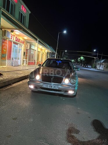 Mercedes E 240 1998, 280,000 km - 2.4 l - Mingəçevir