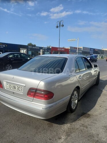 Mercedes E 240 1998, 280,000 km - 2.4 l - Mingəçevir