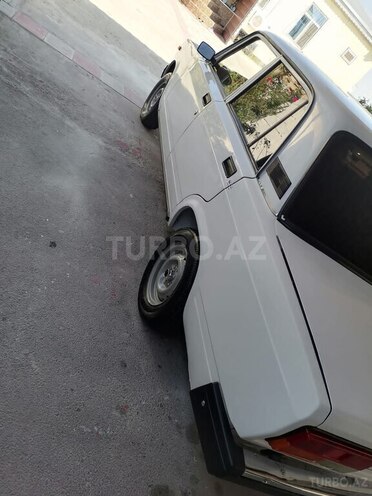 LADA (VAZ) 2107 2006, 70,000 km - 1.6 l - Ucar