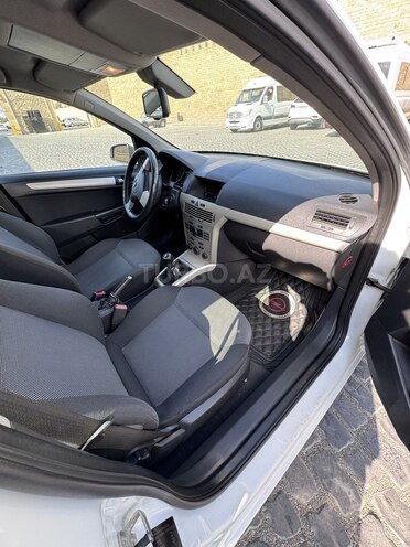 Opel Astra 2008, 265,000 km - 1.4 л - Bakı