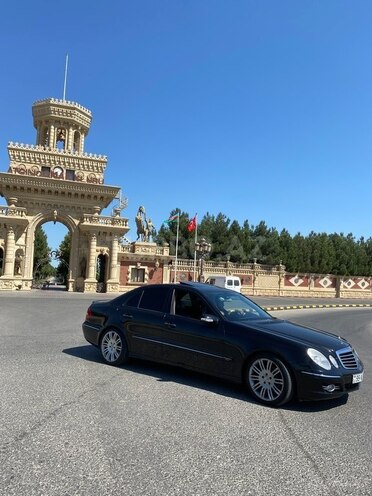 Mercedes E 240 2003, 320,000 km - 2.4 l - Bakı