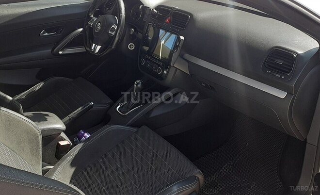 Volkswagen  2010, 147,500 km - 2.0 л - Xırdalan