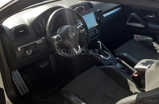 Volkswagen  2010, 147,500 km - 2.0 л - Xırdalan