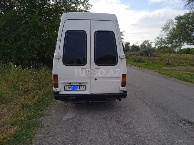 Ford Transit 1998, 313,663 km - 2.4 л - Yevlax