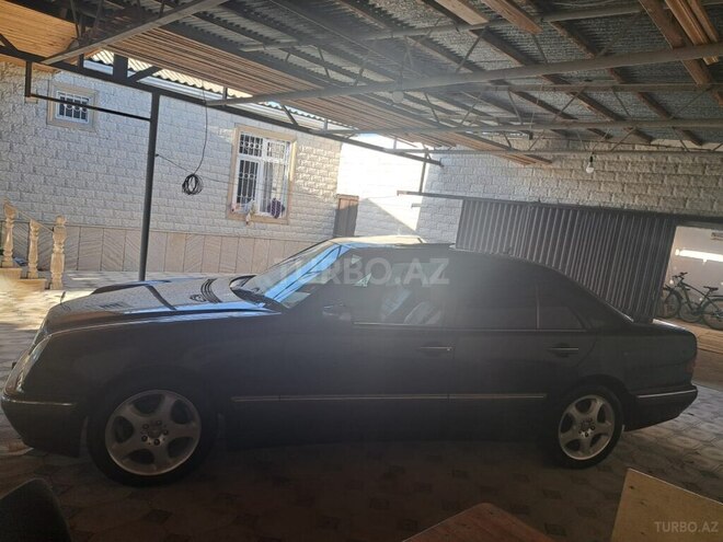 Mercedes E 220 d 2000, 505,000 km - 2.2 л - Bakı