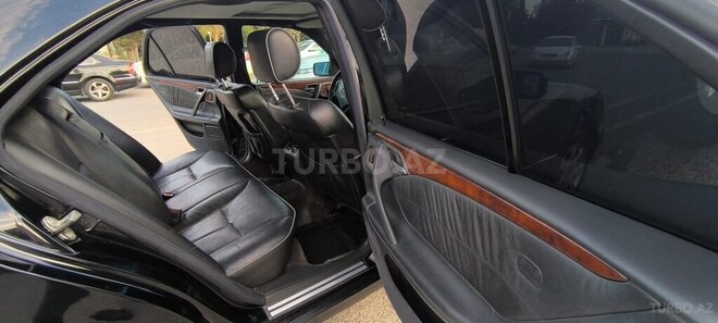 Mercedes E 320 1998, 135,504 km - 3.2 l - Sumqayıt