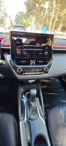Toyota Corolla 2021, 43,700 km - 1.6 l - Bakı