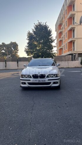BMW 525 2001, 391,000 km - 2.5 l - Zaqatala