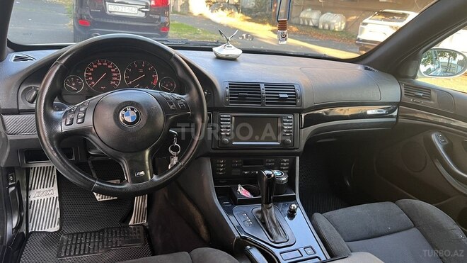 BMW 525 2001, 391,000 km - 2.5 l - Zaqatala