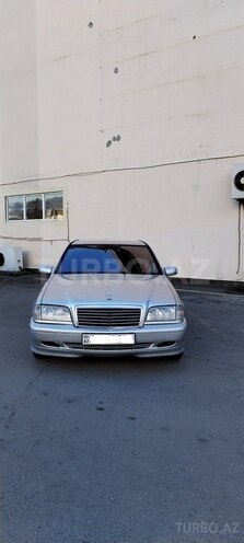 Mercedes C 180 1999, 495,000 km - 1.8 л - Şəki