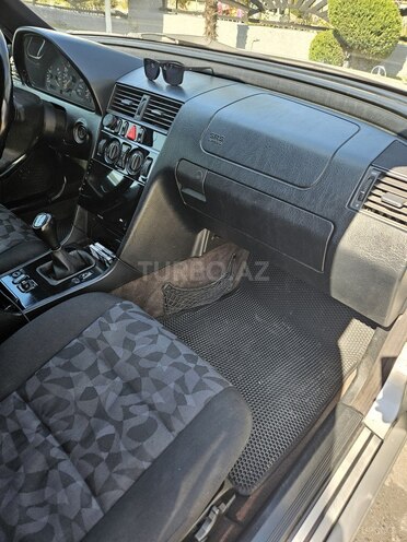 Mercedes C 180 1999, 495,000 km - 1.8 л - Şəki