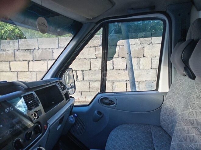 Ford Transit 2013, 615,554 km - 2.2 l - Bakı