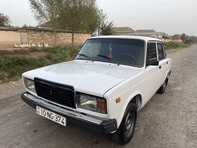 LADA (VAZ) 2107 2004, 49,449 km - 1.6 l - Salyan