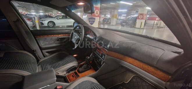 BMW 520 1998, 258,000 km - 2.0 l - Bakı