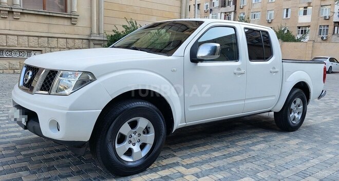 Nissan Navara 2013, 287,400 km - 2.5 l - Bakı