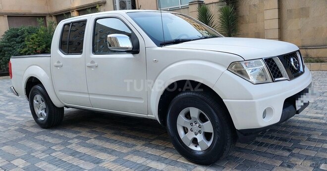Nissan Navara 2013, 287,400 km - 2.5 l - Bakı