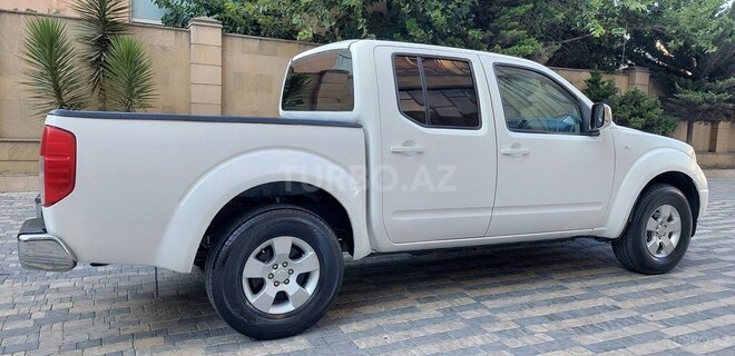 Nissan Navara 2013, 287,400 km - 2.5 l - Bakı