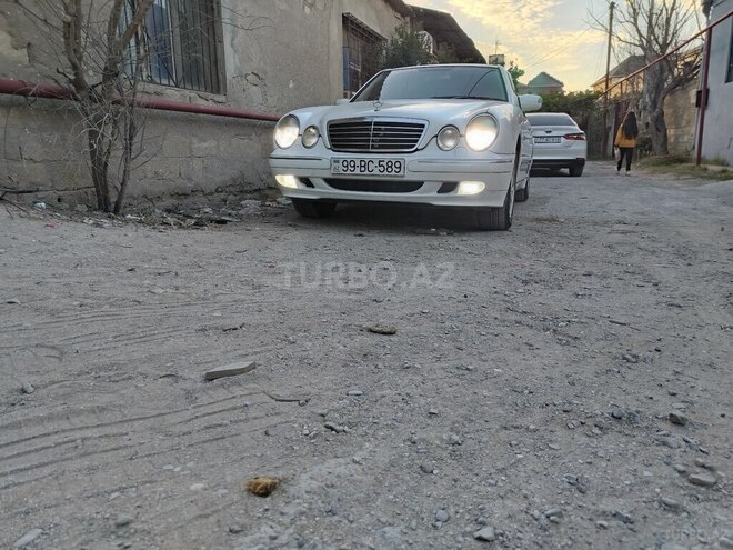 Mercedes E 240 2000, 220,000 km - 2.4 l - Bakı