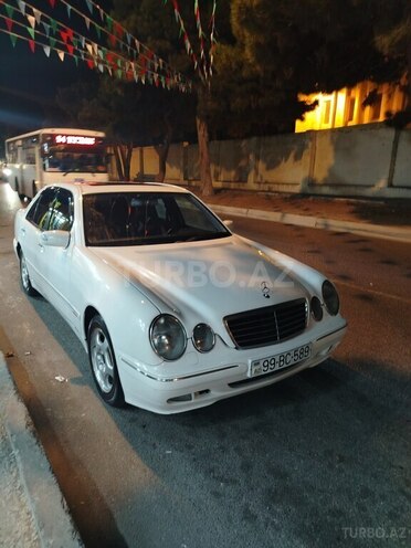Mercedes E 240 2000, 220,000 km - 2.4 l - Bakı
