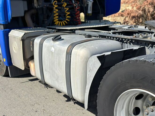 Mercedes Axor 1843 2007, 1,130,000 km - 12.0 l - Bakı