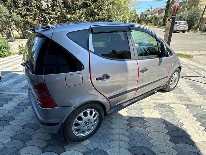 Mercedes A 160 2000, 180,000 km - 1.6 л - Salyan