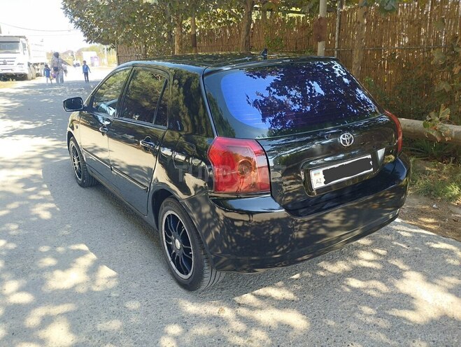 Toyota Corolla 2005, 285,600 km - 1.4 l - Bakı