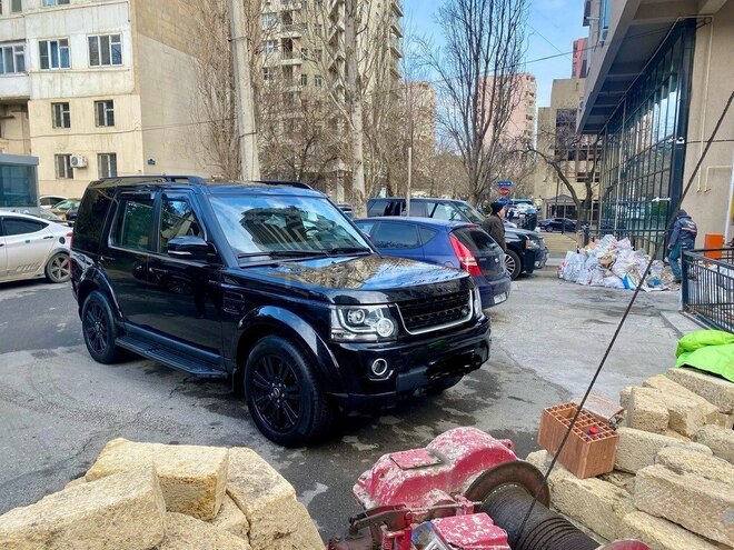 Land Rover Discovery 2013, 280,000 km - 3.0 l - Bakı