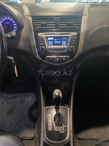 Hyundai Accent 2015, 173,046 km - 1.4 l - Bakı
