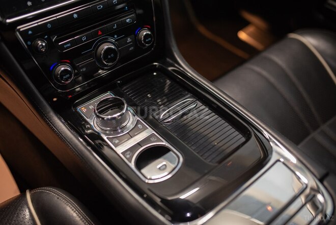 Jaguar  2017, 164,494 km - 3.0 л - Bakı