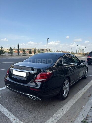 Mercedes E 220 d 2016, 129,000 km - 2.2 l - Bakı