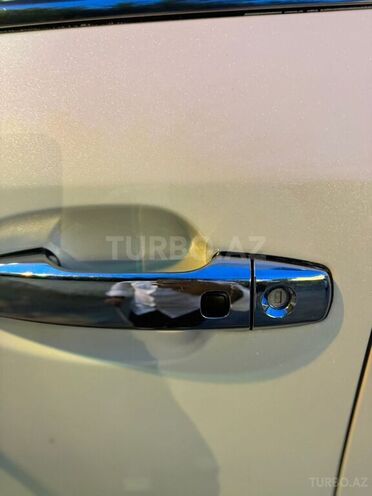Toyota Land Cruiser 2011, 134,132 km - 4.0 l - Bakı
