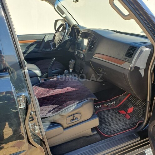 Mitsubishi Pajero 2008, 52,874 km - 3.0 l - Gəncə