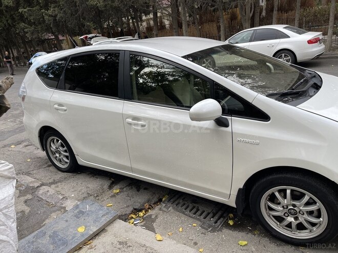 Toyota Prius V 2012, 357,632 km - 1.8 l - Bakı
