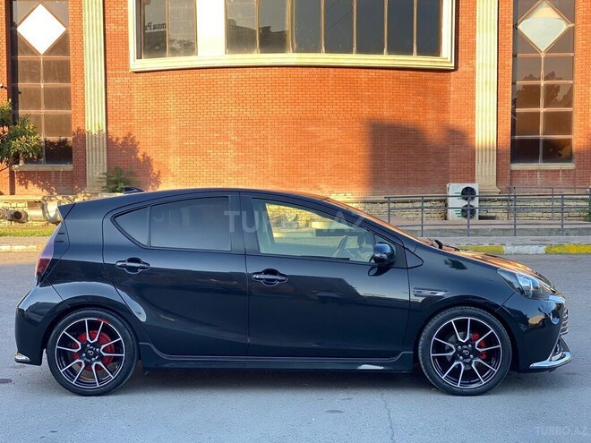 Toyota Aqua 2014, 74,000 km - 1.5 л - Gəncə