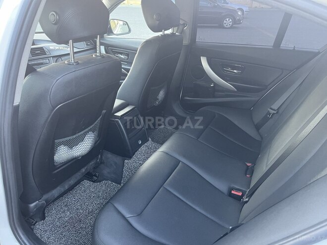 BMW 320-18