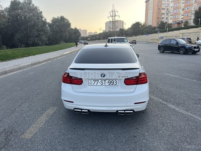 BMW 320-12