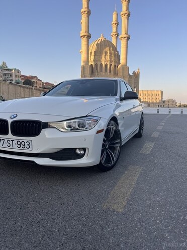 BMW 320-2