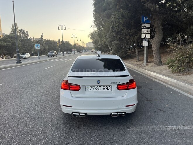 BMW 320-13