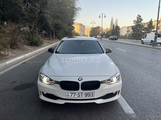 BMW 320-1
