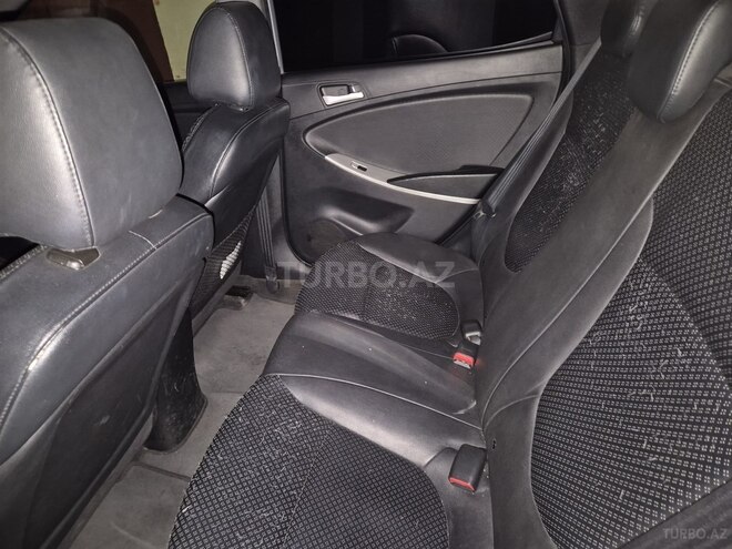 Hyundai Accent 2011, 160,000 km - 1.6 l - Bakı