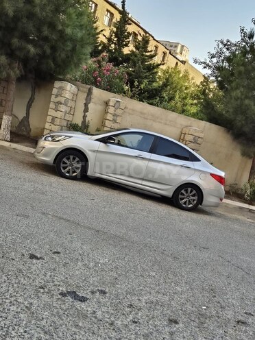 Hyundai Accent 2011, 160,000 km - 1.6 l - Bakı