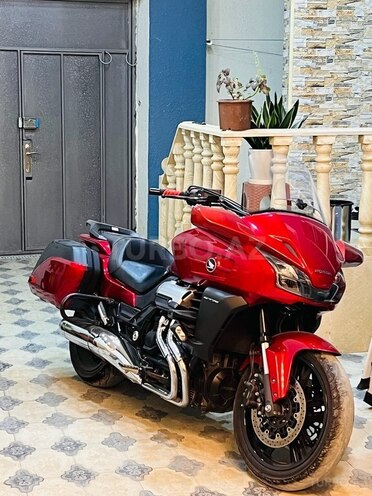 Honda  2014, 27,359 km - 1.3 l - Bakı