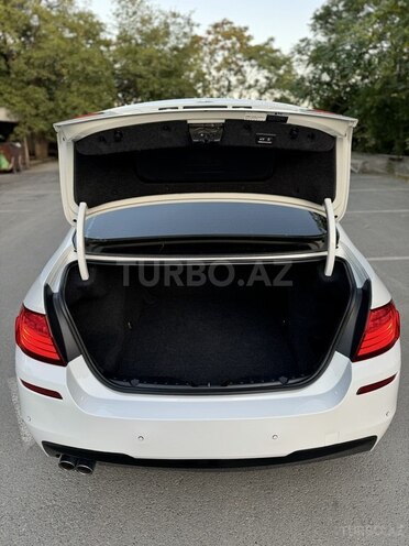 BMW 520 2015, 207,000 km - 2.0 l - Bakı