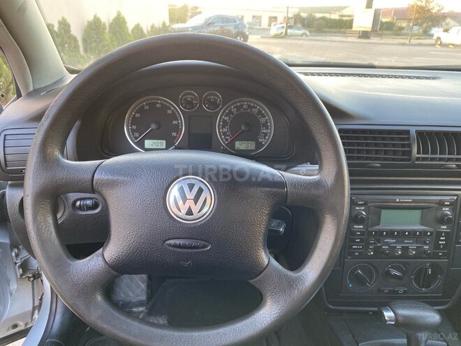Volkswagen Passat 2002, 200,109 km - 1.8 l - Bakı