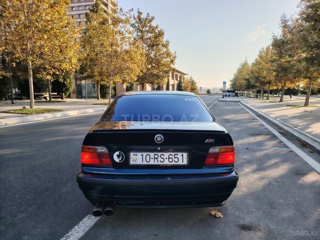 BMW 318 1994, 300,000 km - 1.8 l - Bakı