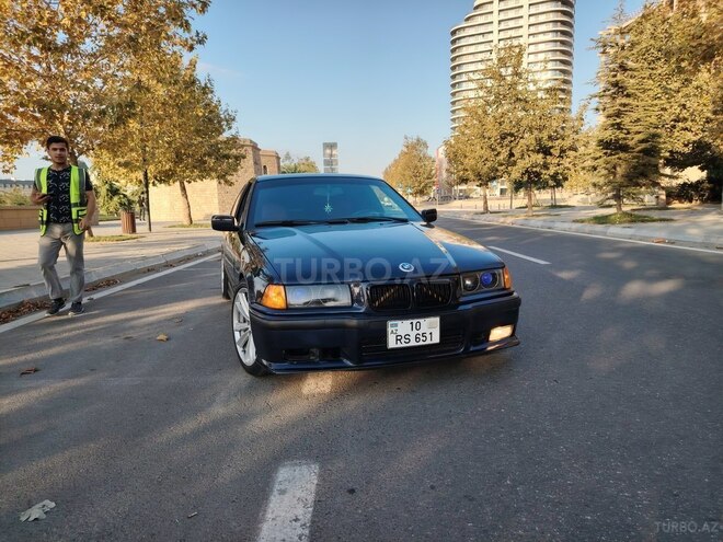 BMW 318 1994, 300,000 km - 1.8 l - Bakı